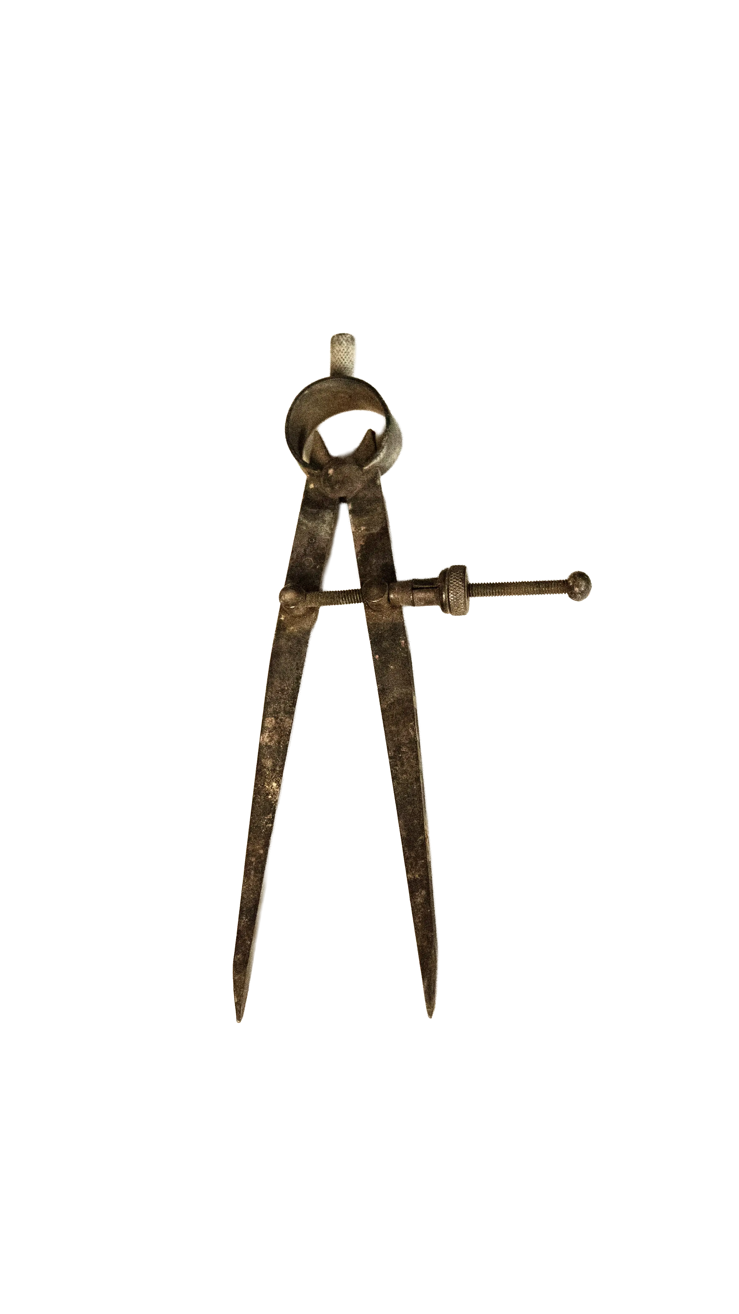 Compas de potier utilisé par l’Atelier De Maindis pour créer des jarres en terre cuite sur-mesure