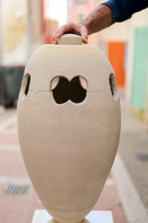 Jarre Oasis en terre cuite, installation paysagère pour villa et jardin à Vence